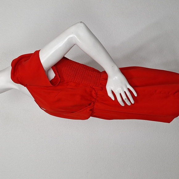 Superdown Red Romantic Coquette V-Neck Smocked Short Puff Sleeves Romper Size M - Picture 5 of 11